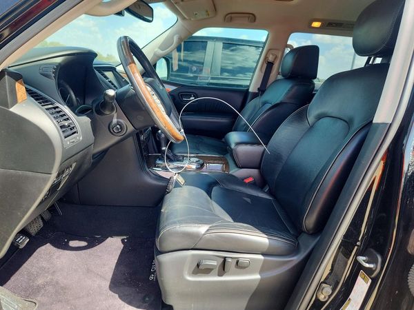 2017 INFINITI QX80