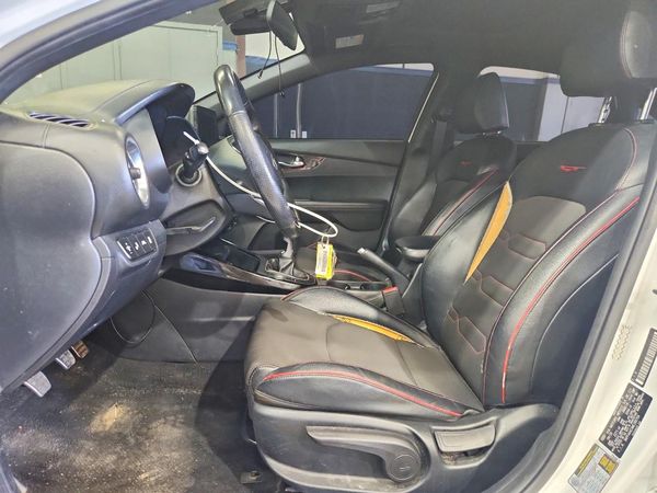 2021 KIA FORTE GT — DENT