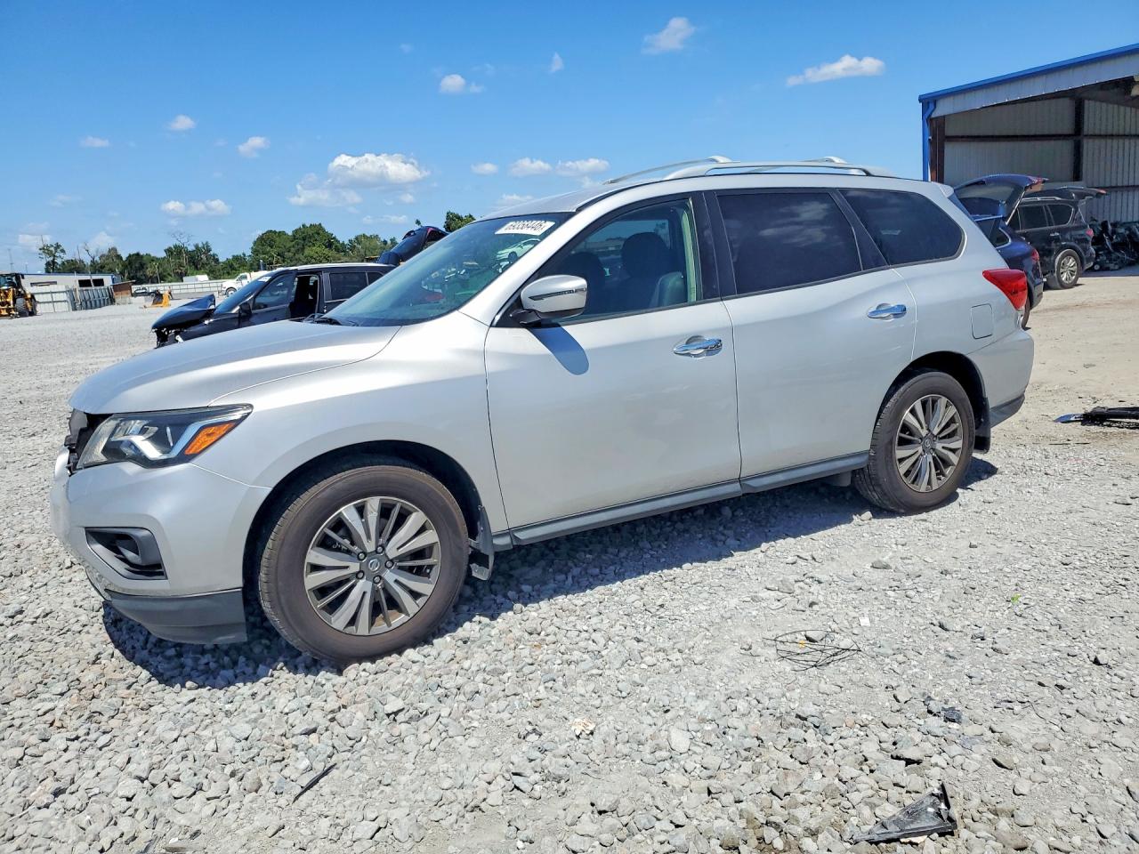 2018 NISSAN PATHFINDER — Front 3/4