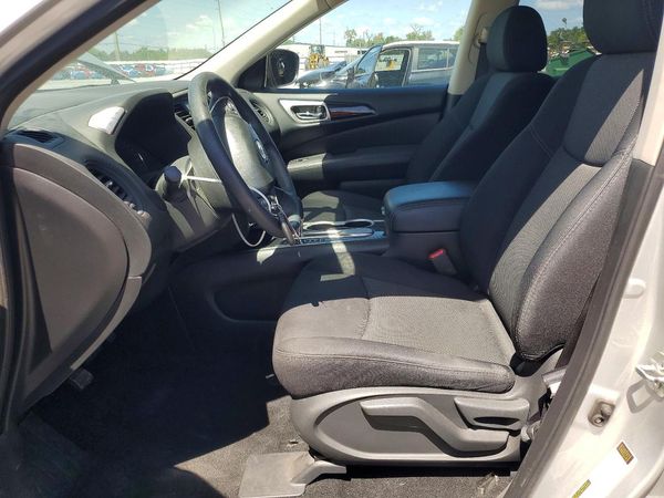 2018 NISSAN PATHFINDER — DENT