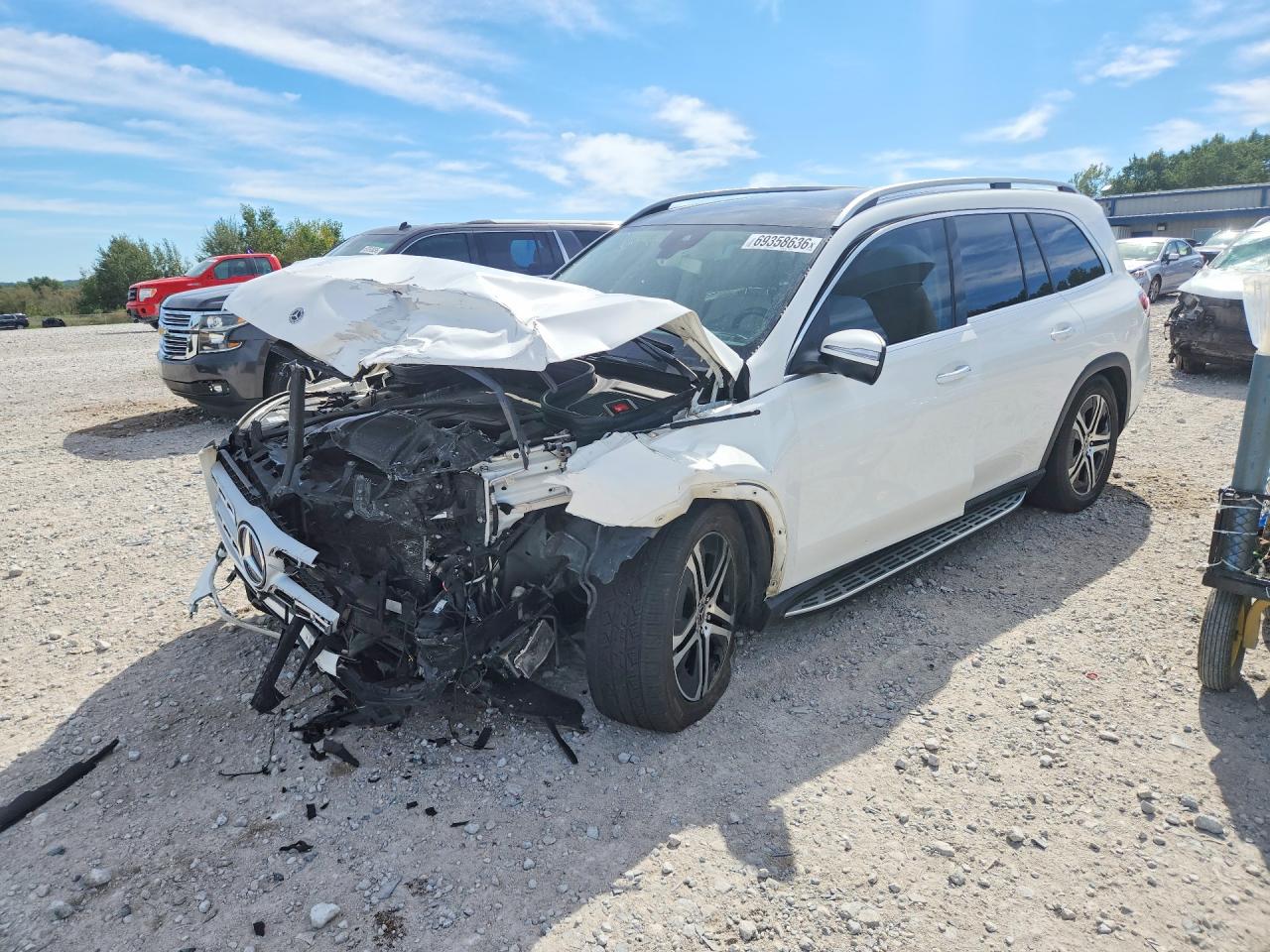 2020 MERCEDES-BENZ GLS-CLASS GLS450-4M — Front 3/4
