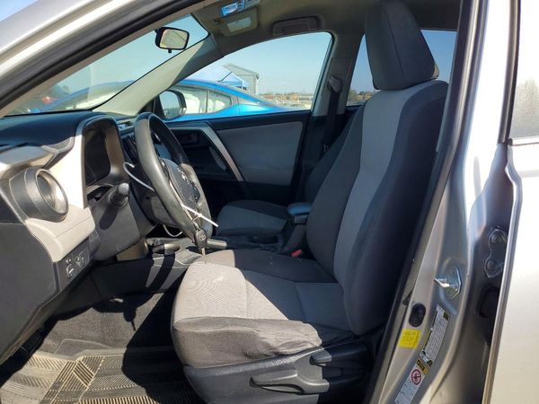 2015 TOYOTA RAV4 LE (X Grade) — DENT
