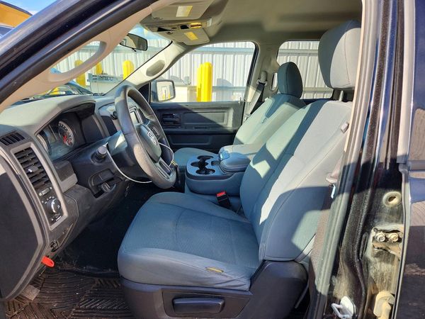 2017 RAM 1500 ST — DENT