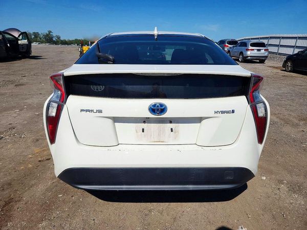 2016 TOYOTA PRIUS One/Two