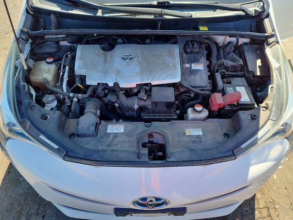2016 TOYOTA PRIUS One/Two