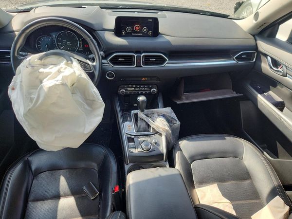 2020 MAZDA CX-5 — CKPT