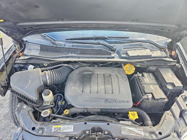 2019 DODGE GRAND CARAVAN — Engine bay