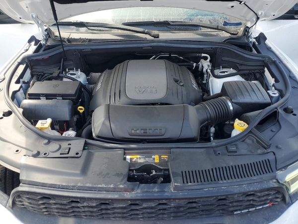 2022 DODGE DURANGO R/T — Engine bay