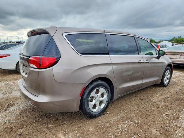 2017 CHRYSLER PACIFICA — PSRA