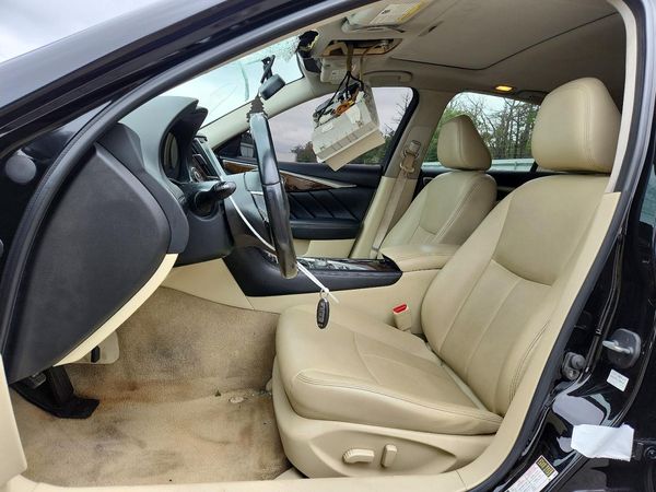 2019 INFINITI Q50 — DENT