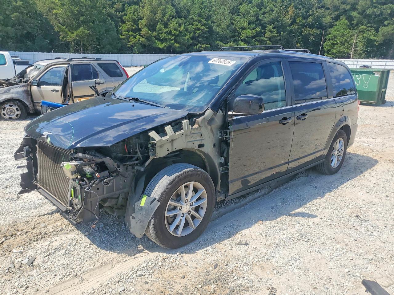 2019 DODGE GRAND CARAVAN — Front 3/4