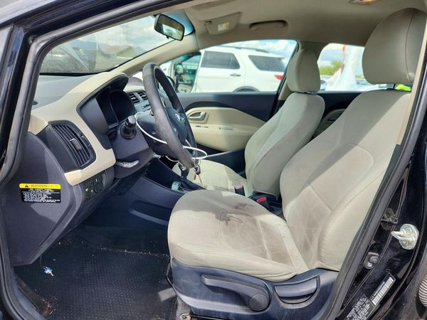 2013 KIA RIO — DENT