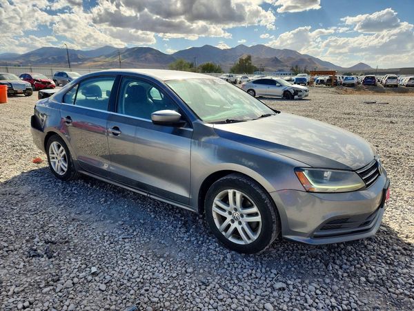 2017 VOLKSWAGEN JETTA S — Passenger 3/4