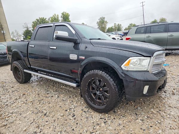 2013 RAM 1500 Longhorn — Passenger 3/4
