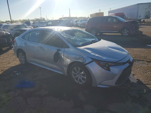 2025 TOYOTA COROLLA LE — Passenger 3/4