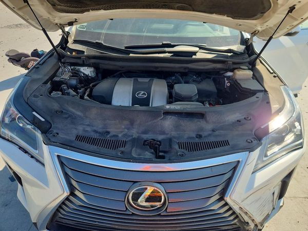 2016 LEXUS RX — Engine bay