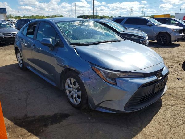 2025 TOYOTA COROLLA LE — Passenger 3/4
