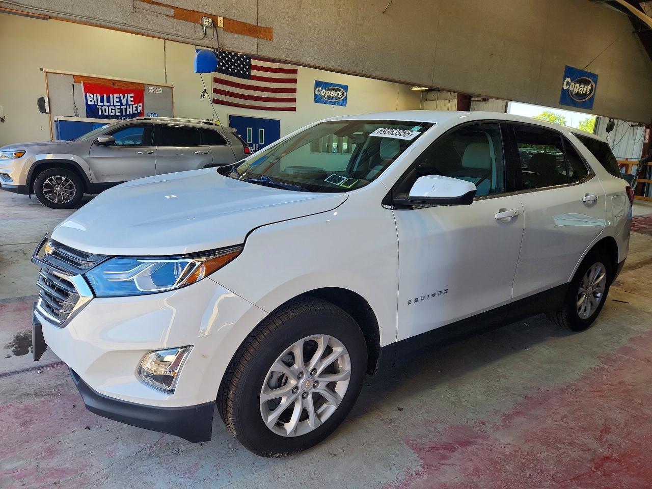 2019 CHEVROLET EQUINOX LT (1LT) — Front 3/4