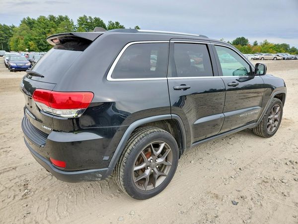 2018 JEEP GRAND CHEROKEE Laredo — PSRA