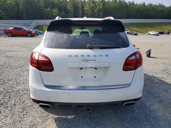 2013 PORSCHE CAYENNE — DIRR