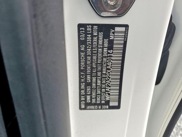 2013 PORSCHE CAYENNE — VINS
