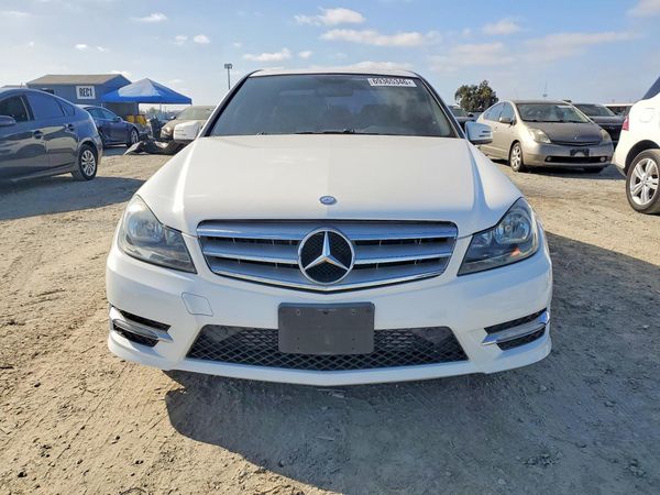 2013 MERCEDES-BENZ C C250 — DIRF