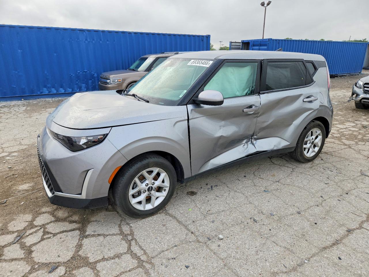 2024 KIA SOUL — Front 3/4