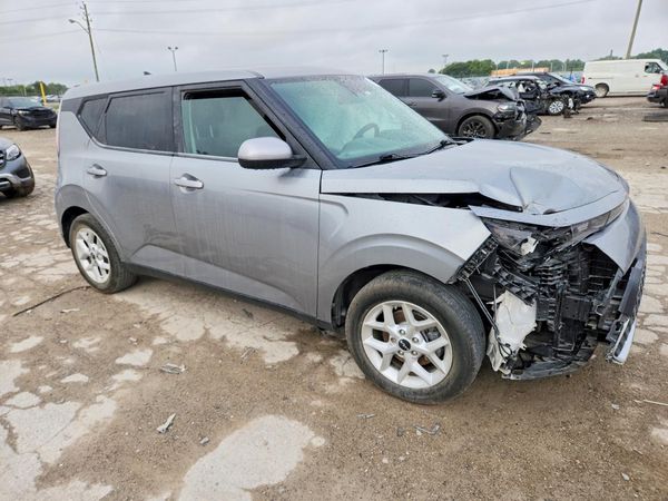 2024 KIA SOUL — Passenger 3/4