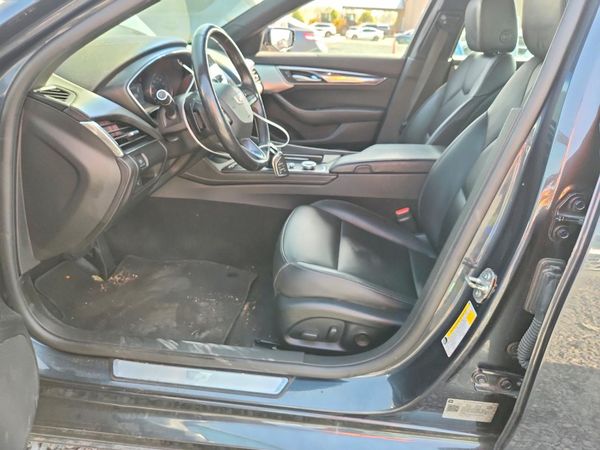 2020 CADILLAC CT5 — DENT