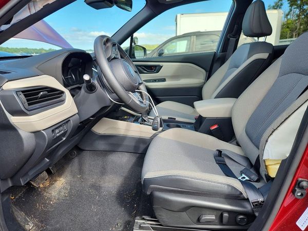 2025 SUBARU FORESTER — DENT