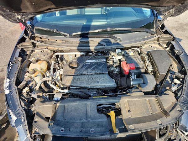 2025 NISSAN ROGUE SV — Engine bay