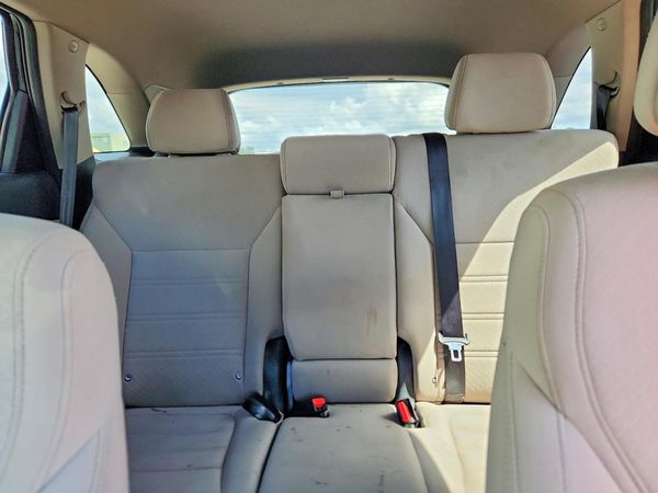 2016 KIA SORENTO L / LX — SUVN