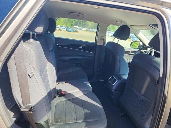 2019 KIA SORENTO L, LX, S — PSRS