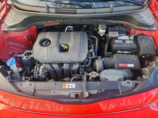 2020 KIA SOUL — Engine bay