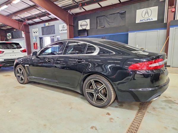 2013 JAGUAR XF