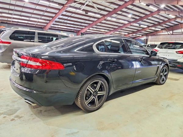 2013 JAGUAR XF