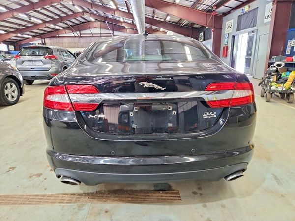 2013 JAGUAR XF
