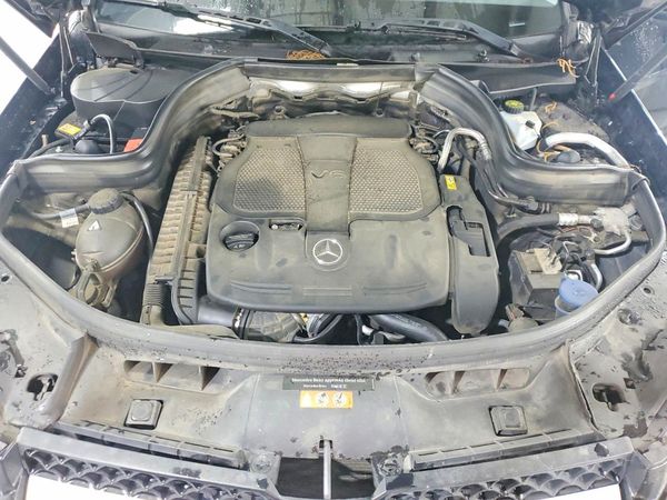 2015 MERCEDES-BENZ GLK GLK350 — Engine bay