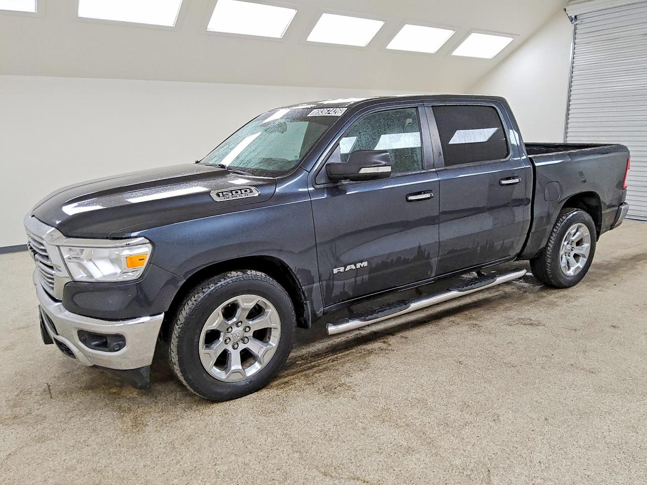 2019 RAM 1500 Big Horn/Lonestar — Front 3/4