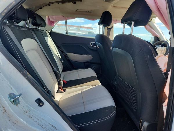 2026 HYUNDAI VENUE SEL, SEL w/ 2-Tone Roof — PSRS