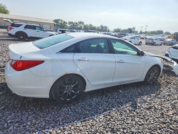 2012 HYUNDAI SONATA Middle level — PSRA