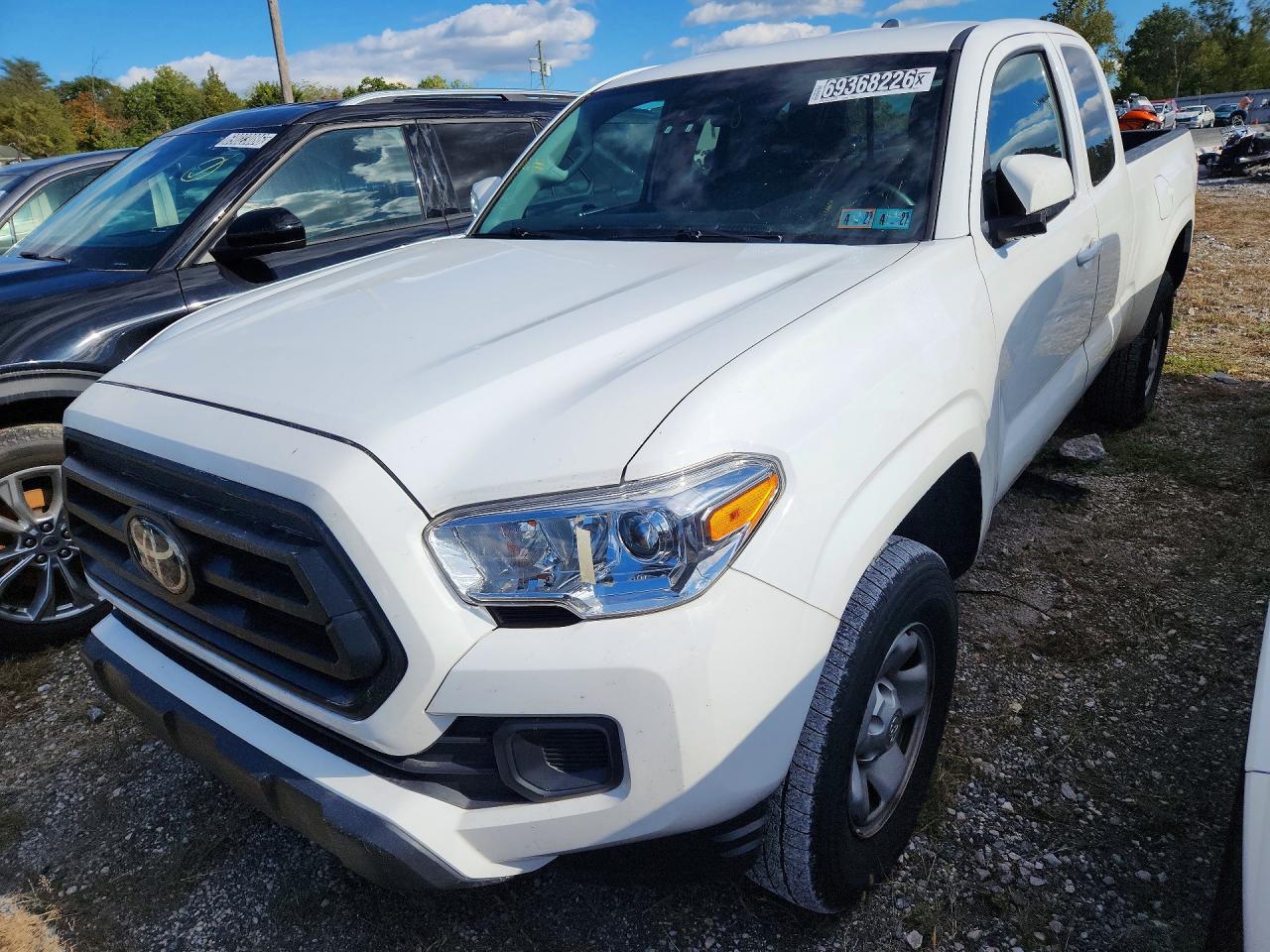 2023 TOYOTA TACOMA SR5 — Front 3/4
