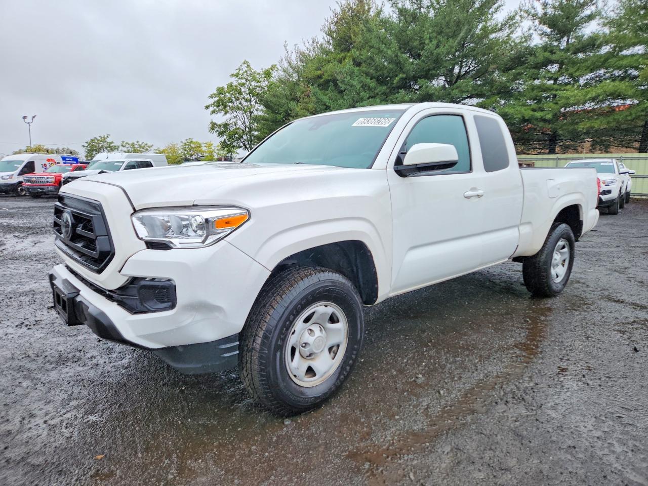 2023 TOYOTA TACOMA SR5 — Front 3/4