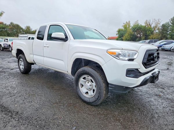 2023 TOYOTA TACOMA SR5 — Passenger 3/4