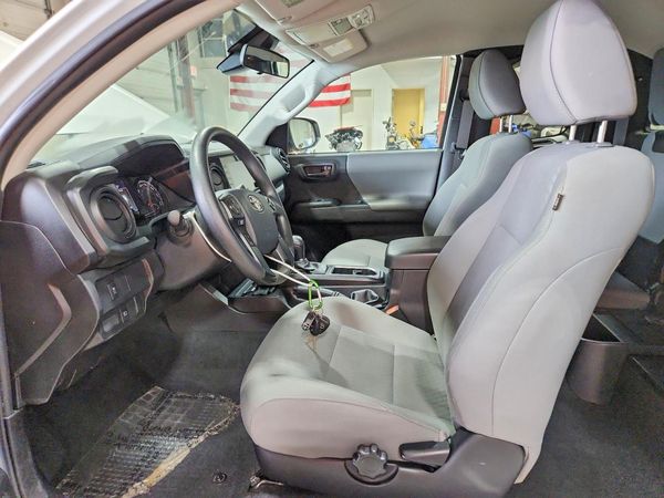 2023 TOYOTA TACOMA SR5 — DENT