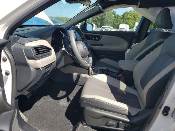 2025 SUBARU FORESTER Limited — DENT