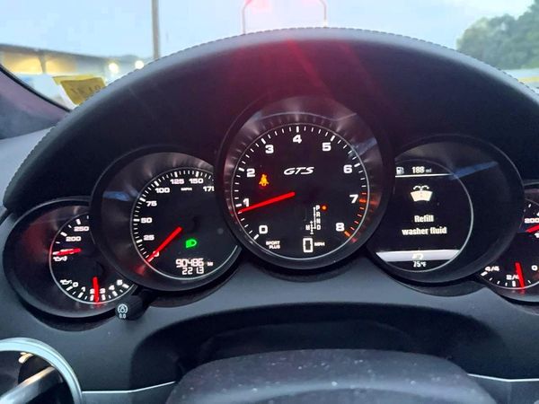 2016 PORSCHE CAYENNE — ODOM
