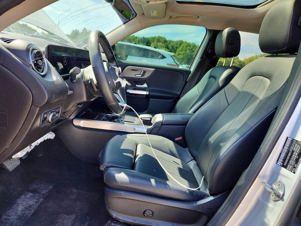 2021 MERCEDES-BENZ GLB-CLASS GLB250-4M — DENT
