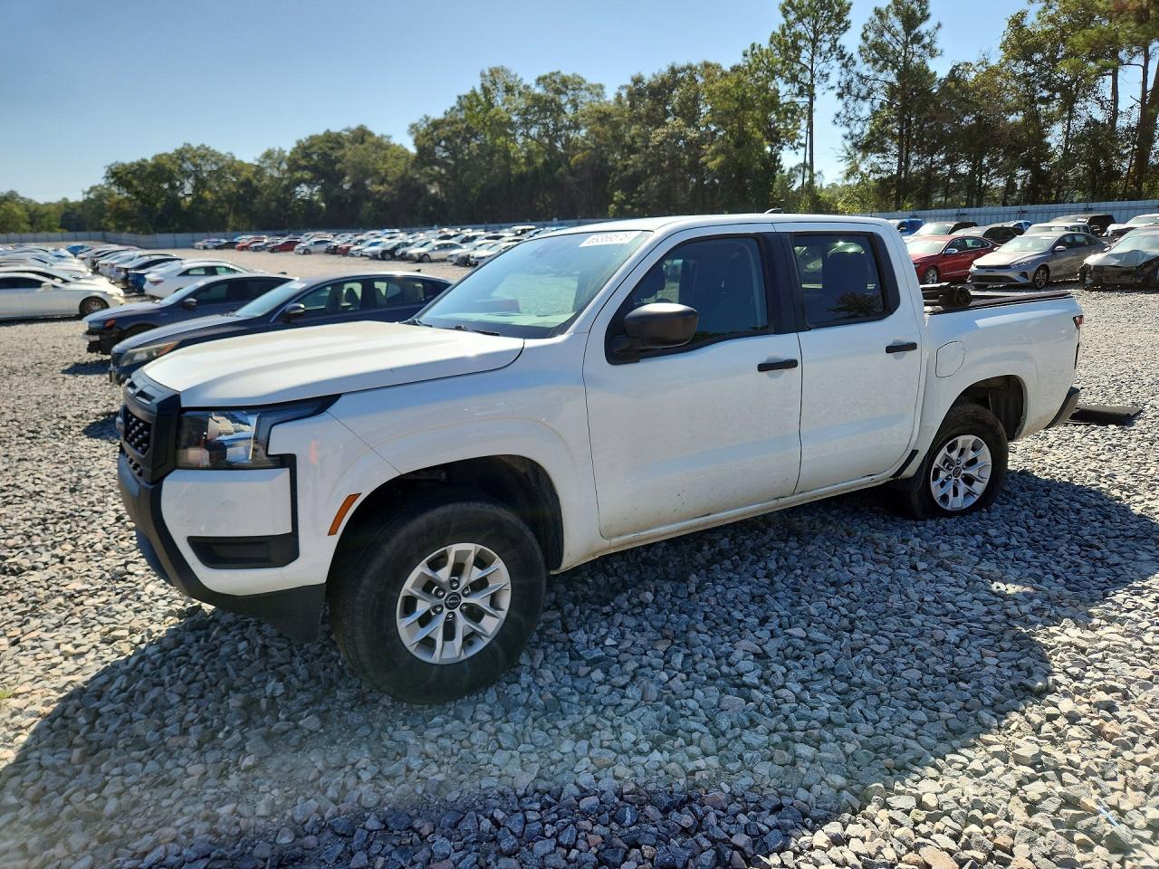 2025 NISSAN FRONTIER — Front 3/4