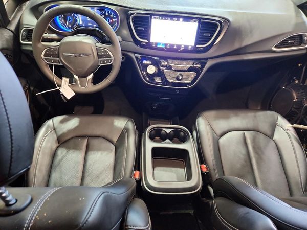 2026 CHRYSLER PACIFICA Select — CKPT